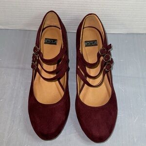 N.Y.L.A. Burgundy Suede Low Heel Shoes